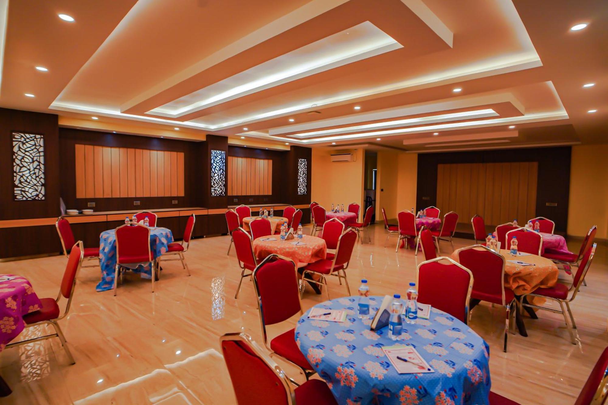 Prasant On Beach Resort !! Lift - Wifi -Restaurant-Parking Facilities-Newly Decorated Room !! Mandarmani Dış mekan fotoğraf