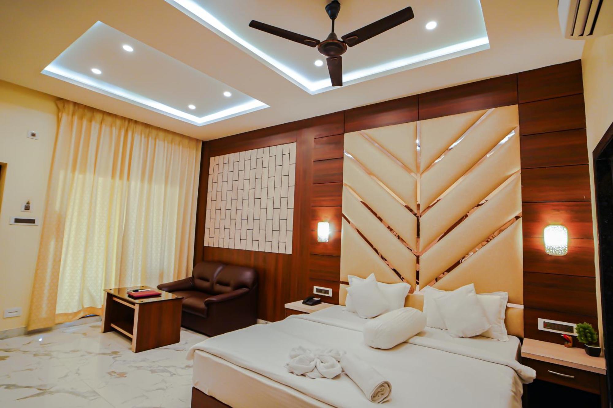 Prasant On Beach Resort !! Lift - Wifi -Restaurant-Parking Facilities-Newly Decorated Room !! Mandarmani Dış mekan fotoğraf